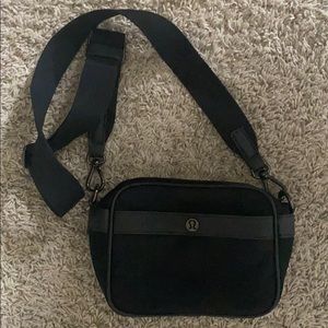 Lululemon purse